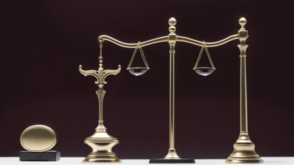 Verdict controversat la Berlin: Membru al clanului arab Remmo, condamnat cu suspendare pentru atacarea unei polițiste