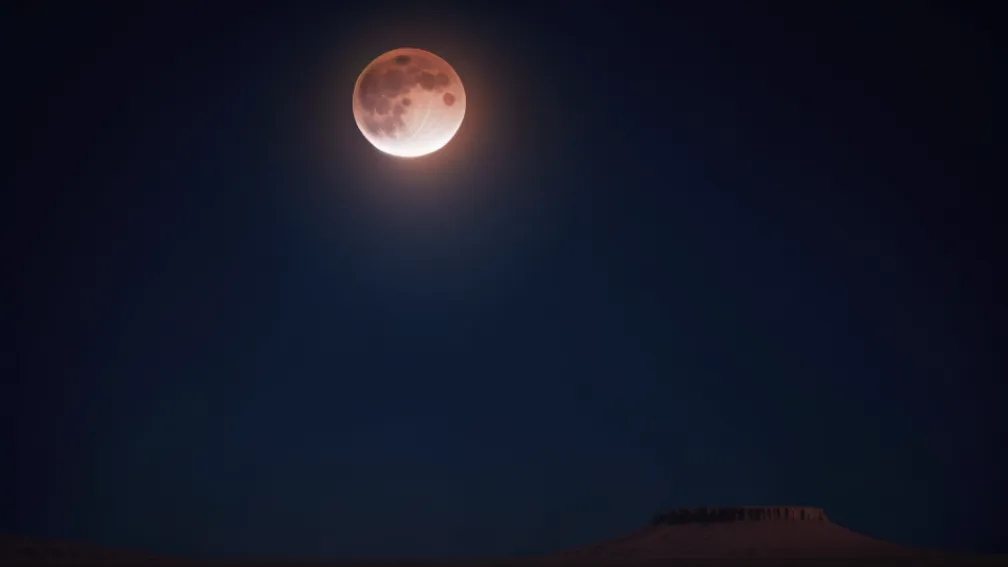 Eclipsa Totală de Lună din 7 Septembrie: „Luna de Sânge” și Impactul Asupra Somnului