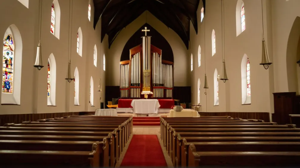 Biserica Evanghelică din Germania s-a Declinat de „Căsătoria” a Patru Bărbați, Oficiată de un Pastor