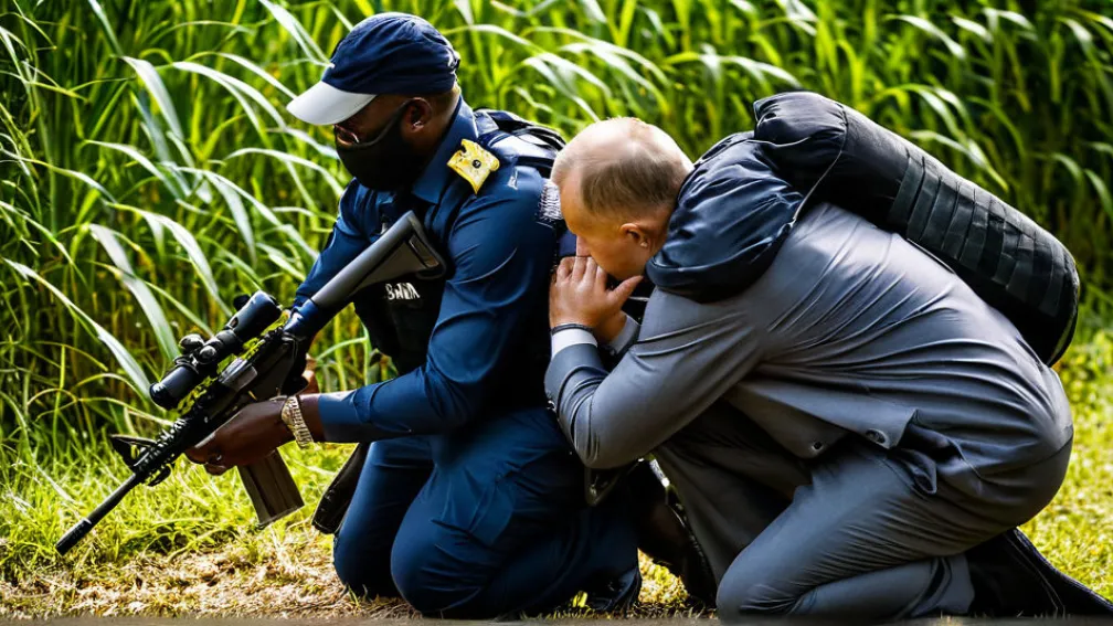 Peste 200 de elevi și 12 profesori răpiți dintr-o școală catolică din Nigeria