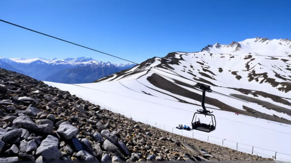 Faimoasa stațiune de schi din Austria își suspendă operațiunile de iarnă din cauza lipsei de zăpadă