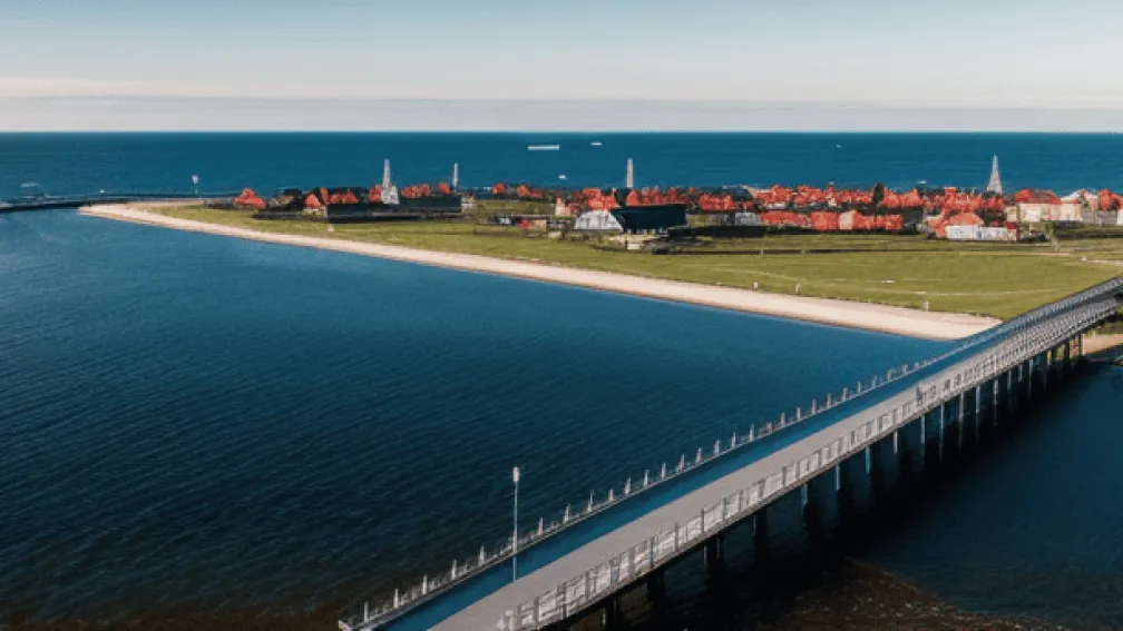Construcții Spectaculoase – Zig-zag, Oval, Port – Pontonuri pe Coasta Baltică