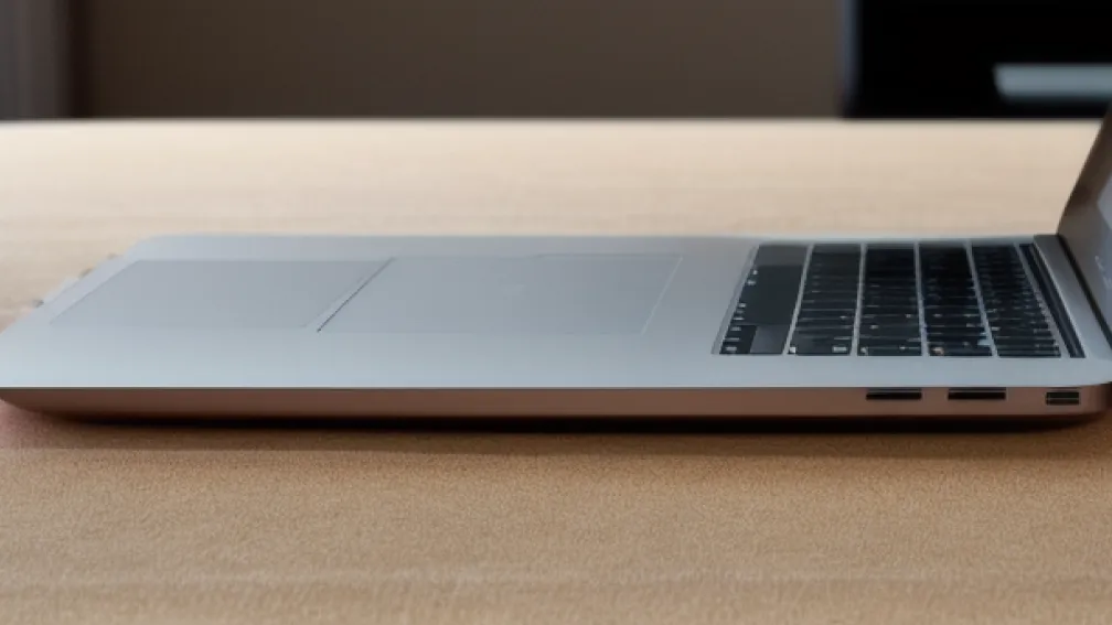Test Rapid COMPUTER BILD – Cât de bun este noul MacBook Air de la Apple, cu adevărat!
