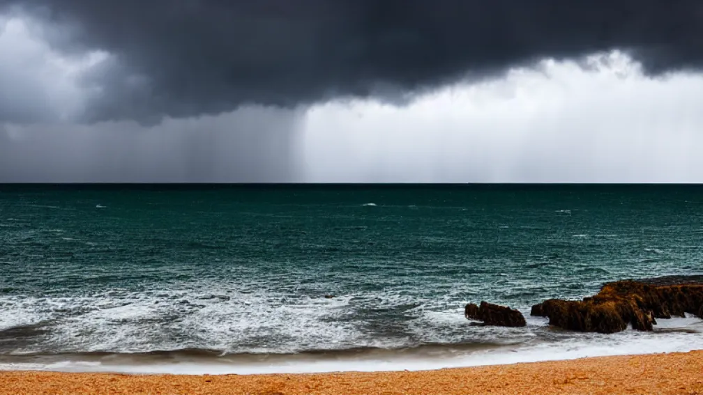Alertă Mallorca: Furtună, grindină, valuri uriașe