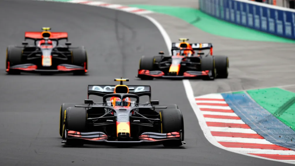 Salarii în Formula 1: Cât câștigă Max Verstappen și inginerii?