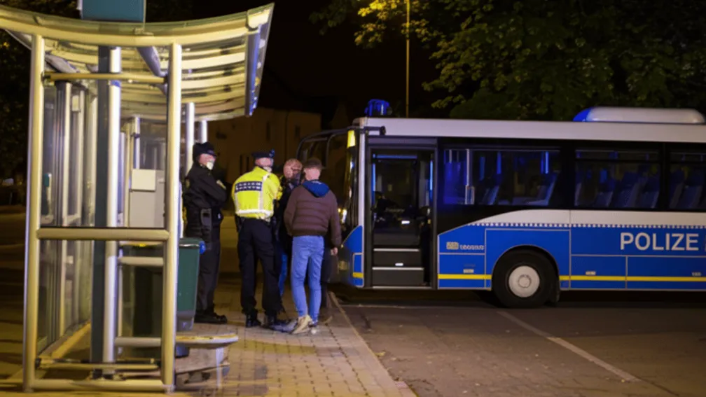 Altercație violentă: Tânăr beat atacă șofer autobuz în Lehndorf