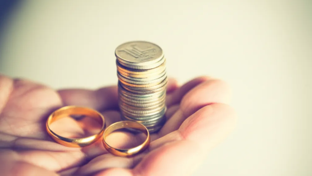 Economii Impozite După Nuntă: Ce Spune Stiftung Warentest