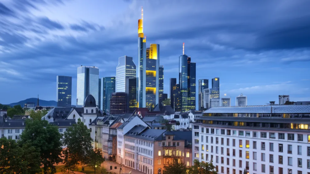 Spațiu de consum planificat - Revoltă împotriva centrului de crack din Frankfurt