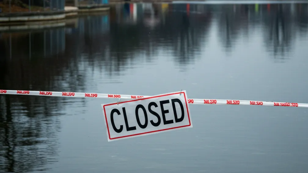 Tragedie la piscină: Copil de 6 ani s-a înecat