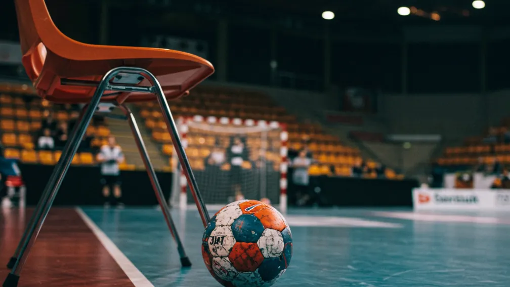 Eroare gravă în handbal: Unde era arbitrajul video?