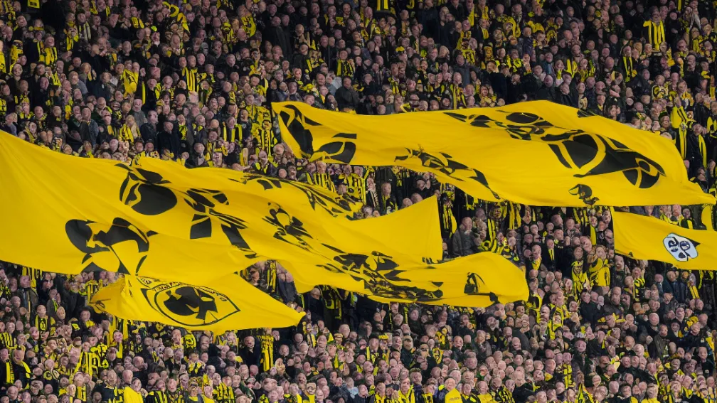 Acum 20 de ani - Biletele BVB mai scumpe, fanii spun: Bravo!