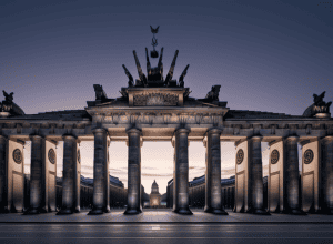 Berlin: Coaliția de guvernare fără majoritate, primarul Kai Wegner ar putea pierde realegerea