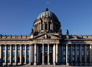 Primul test pentru noul Guvern German: Cancelarul Merz prezintă "foaia de parcurs" a țării în Bundestag