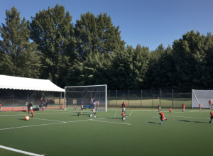 Campionat neobișnuit în Germania: Amatorii se luptă la penaltiuri în parcările OBI pentru 22.000 de euro