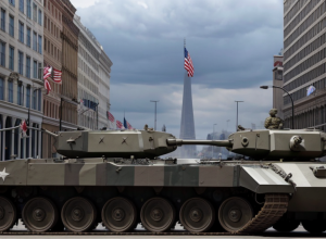 Ziua de naștere a lui Donald Trump: paradă militară în SUA pe fondul protestelor