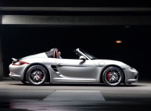 Urmărire ca-n filme în Mannheim: Șofer de Porsche fugar prins în parcare