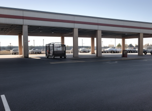 Furt din coșul de cumpărături: O pensionară de 87 de ani, jefuită în parcarea unui supermarket din Germania