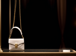 Identitatea cumpărătorului anonim al genții Birkin de 8,6 milioane euro de la licitația Sotheby's Paris a fost dezvăluită
