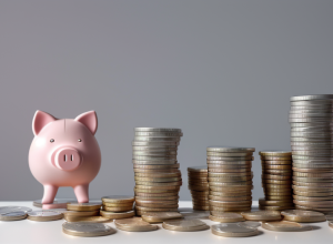 Economii la îndemână: 8 sfaturi financiare esențiale și "regula cafelei latte"
