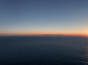 Avioane de Luptă Rusești în Spațiul Aerian NATO: De Ce Reacționează Alianța Doar Luni?