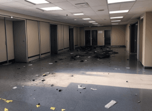 Atac armat în Dallas: Identitatea presupusului atacator, stabilită după incidentul de la biroul ICE