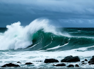 Tragedie în Tenerife: Valuri gigantice au luat vieți omenești