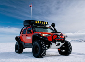 Tehnologie avansată la -30°C: Vehicul electric cu inteligență artificială salvează urșii polari