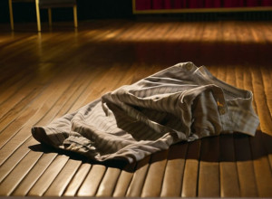 Descoperire Uimitoare După O Noapte De Petrecere: Un Bărbat A Găsit Sute De Euro În Cămașă