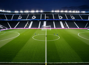 Andrés îl laudă pe colegul de la VfB: "Stiller este liderul"