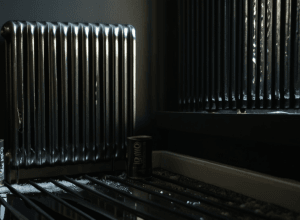 Explozie în Mannheim: O doză de spray lăsată pe calorifer a distrus o fereastră