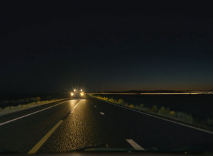 Accident pe A4 lângă Köln: Ocupanții au fugit, lăsând explozibili și benzină în mașină