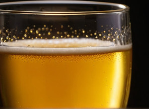 Descoperire Uimitoare: Grosimea Marginii Paharelor Influenează Gustul Berii