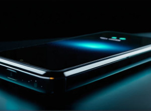 Butonul lateral al iPhone-ului nu va mai fi doar pentru Siri: Apple introduce opțiuni noi cu iOS 26.2 sub presiunea legilor