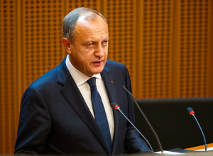 Günther cere acțiune urgentă: „Merz și Klingbeil ar trebui să se închidă pentru două săptămâni“