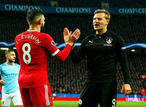 O Victorie Șocantă: Bayer Leverkusen învinge Manchester City cu 2-0