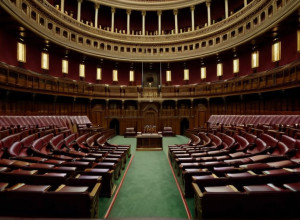 Cancelarul Merz cere răbdare pentru reforme: Dezbateri aprinse în Bundestag pe buget și Ucraina