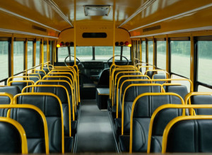 Frână de urgență într-un autobuz școlar din Germania: 66 de copii, răniți ușor