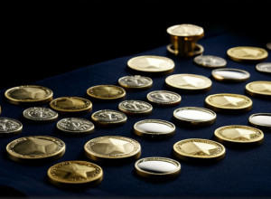 Un fals amiral demascat la o ceremonie comemorativă în Marea Britanie