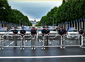 Gießen, sub Asediu: 6000 de Polițiști Asigură Congresul Tineretului AfD pe Fondul Protestelor Masive