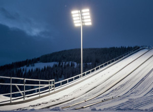 Wellinger revine în formă: Cupa Mondială de Sărituri cu Schiurile întreruptă din cauza vremii