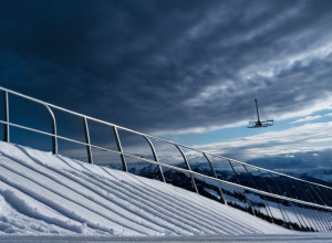 Cupa Mondială de Sărituri cu Schiurile la Ruka: Unde puteți urmări competiția și cine sunt favoriții