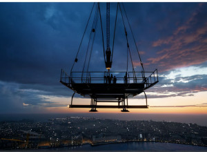 Familie salvată de la 45 de metri înălțime după o defecțiune la restaurantul "Sky-Dining" din India