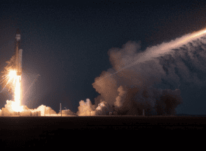 Dezastru SpaceX: Racheta Starship explodează în zbor – Fragmente cad spre Pământ
