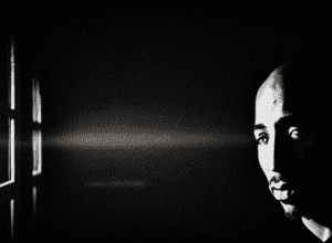 Interviu Șocant din Închisoare – Asasinul lui Tupac Shakur, Nevinovat? «Am fost plătit să mint»