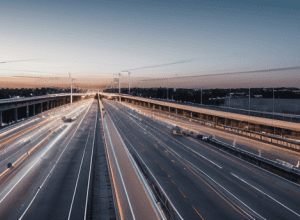 Restricții pe autostrada A1: Podul Norderelbbrücke impune limită de viteză de 60 km/h din cauza stării precare