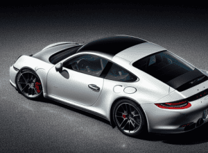 Concediere din cauza postărilor de pe Instagram? – Soția unui manager de top atacă Porsche
