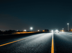 Accident grav pe A61: Un TIR lovește o mașină de poliție – Trafic blocat