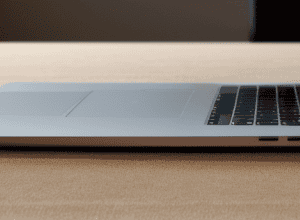 Test Rapid COMPUTER BILD – Cât de bun este noul MacBook Air de la Apple, cu adevărat!