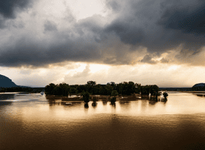Aproximativ 200 de persoane evacuate preventiv în Jerez din cauza creșterii nivelului râului Guadalete – [Cuvinte cheie: Inundații, Evacuare, Jerez de la Frontera]