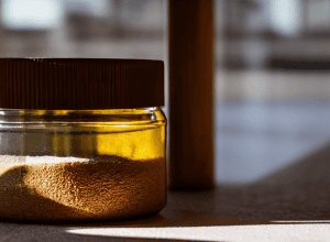 Oferta Zilei: Reducere de 41% la Crema Anti-Îmbătrânire L'Oréal cu Acid Hialuronic – Secretul unei Piele Reîntinerite!